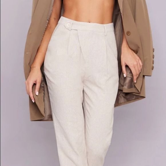 PrettyLittleThing Pants - Pretty Little Thing Cream Asymmetric Button Woven Tailored Pants Size 10 NWT